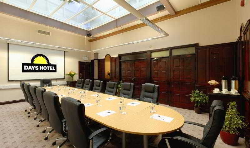 Treacys Hotel & Leisure Centre วอเตอร์ฟอร์ด ภายนอก รูปภาพ