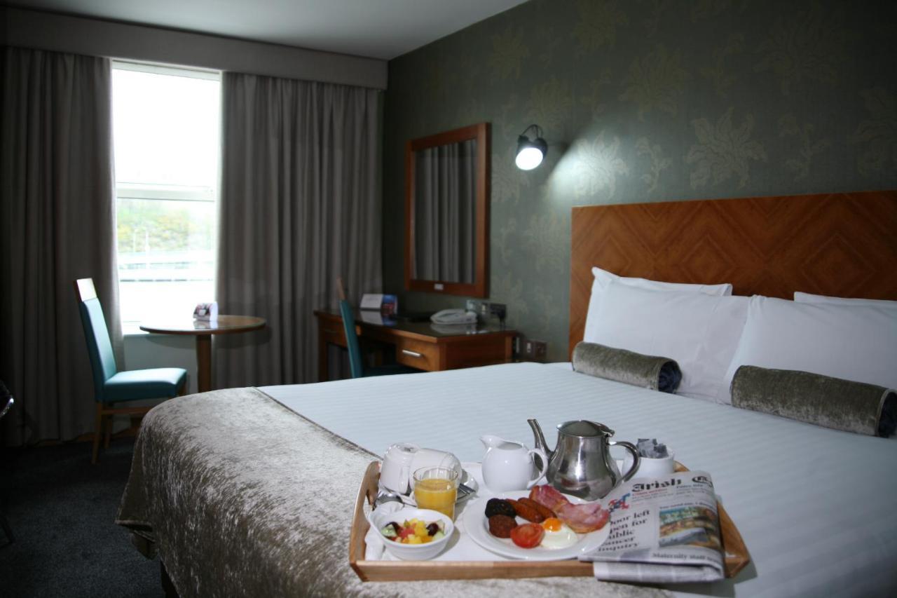 Treacys Hotel & Leisure Centre วอเตอร์ฟอร์ด ภายนอก รูปภาพ