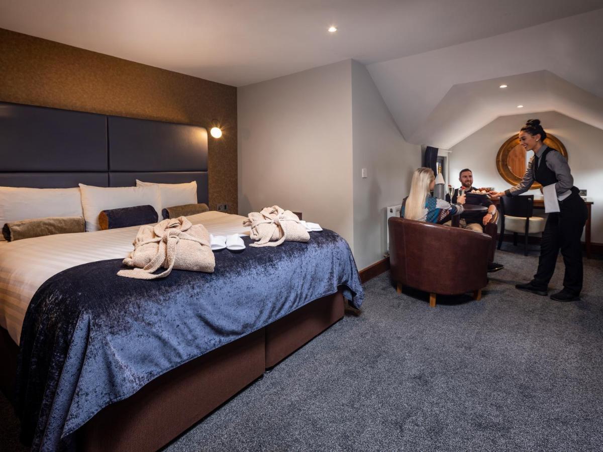 Treacys Hotel & Leisure Centre วอเตอร์ฟอร์ด ภายนอก รูปภาพ